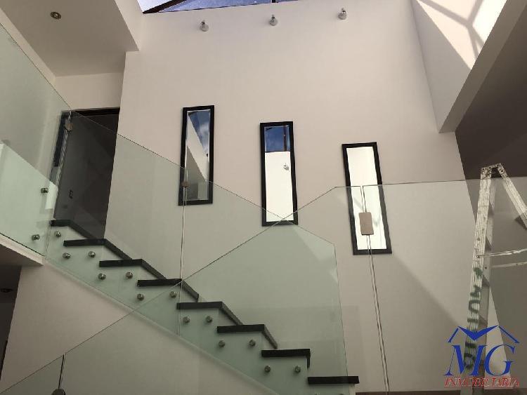 VENDO CASA EN OBRA GRIS SAN CRISTOBAL