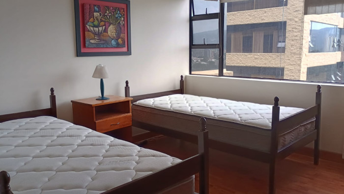 Apartamento Amueblado en Renta Oakland Zona 10 - Miniatura 13
