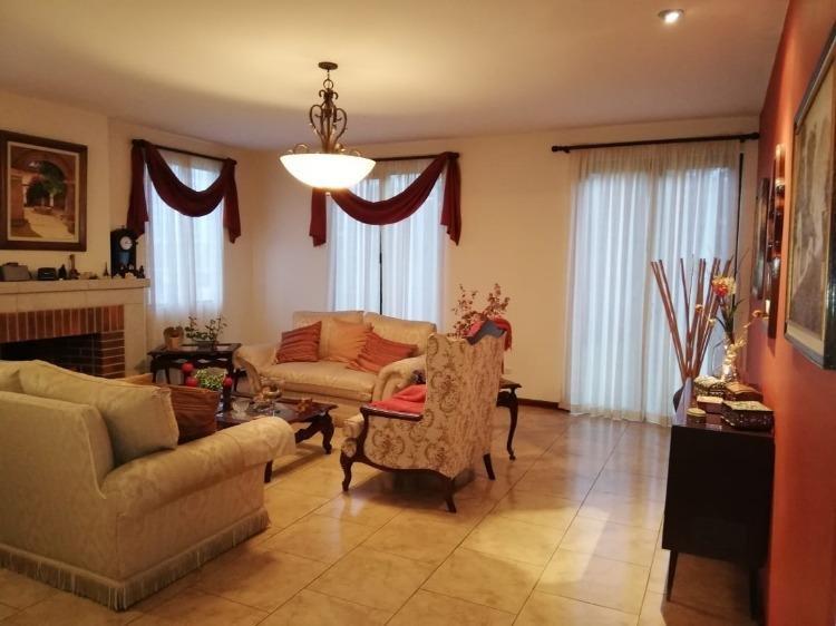 Casa en venta en Lazos de Fraijanes Guatemala - Image 3