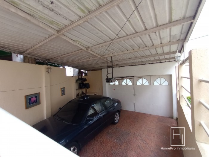 HomePro Inmobiliaria vende casa en San Cristobal — foto 3