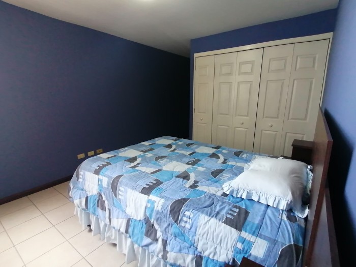 RENTO Apartamento Amueblado en zona 14 - Miniatura 17