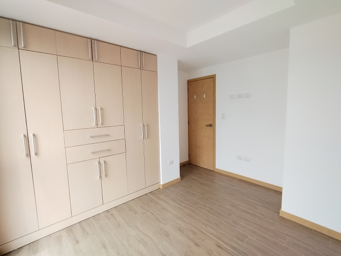 En Renta apartamento 3 habitaciones zona 10 Cityhaus - Miniatura 8