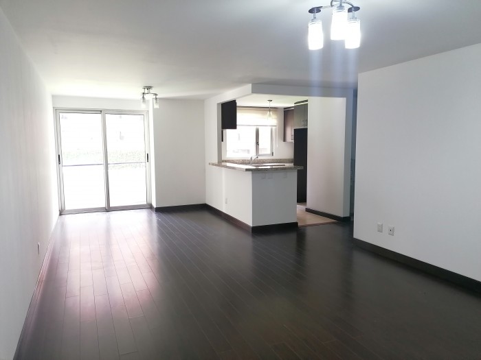 Apartamento en venta de 3 habitaciones en zona 14 - Image 1