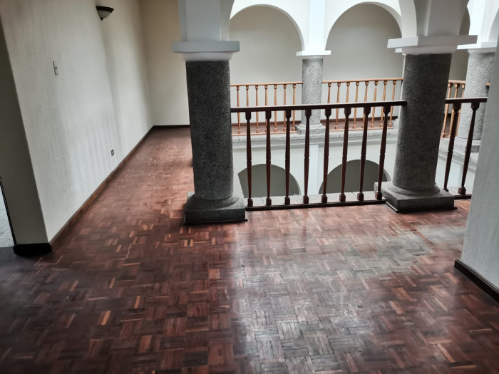 Plus Real Estate vende casa en zona 15 — foto 5
