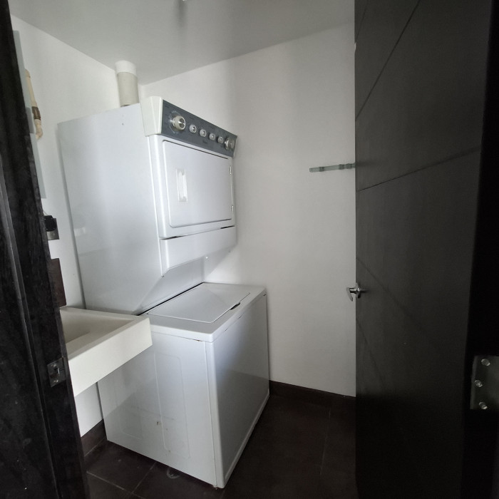 En Renta Apartamento en zona 16 Guatemala - Miniatura 10