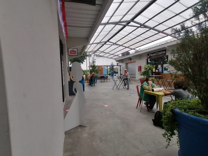 Alquiler de local en plaza de zona 12 Ciudad Guatemala - Miniatura 2