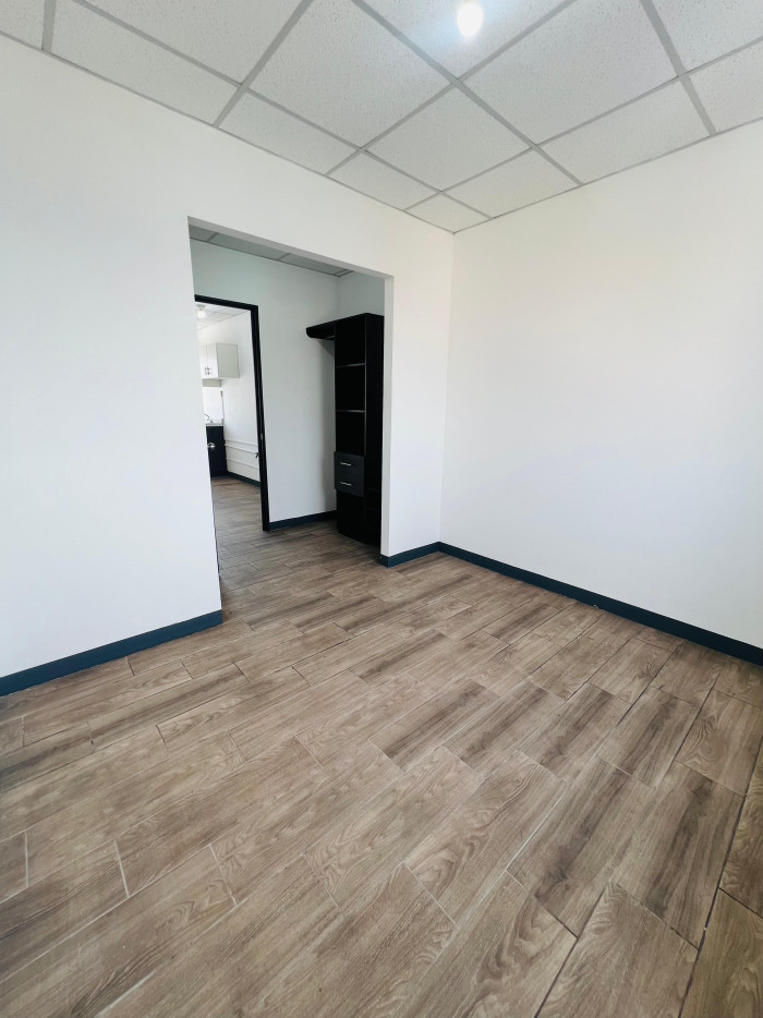 Apartamento en renta Catalina Villa Nueva - Miniatura 5