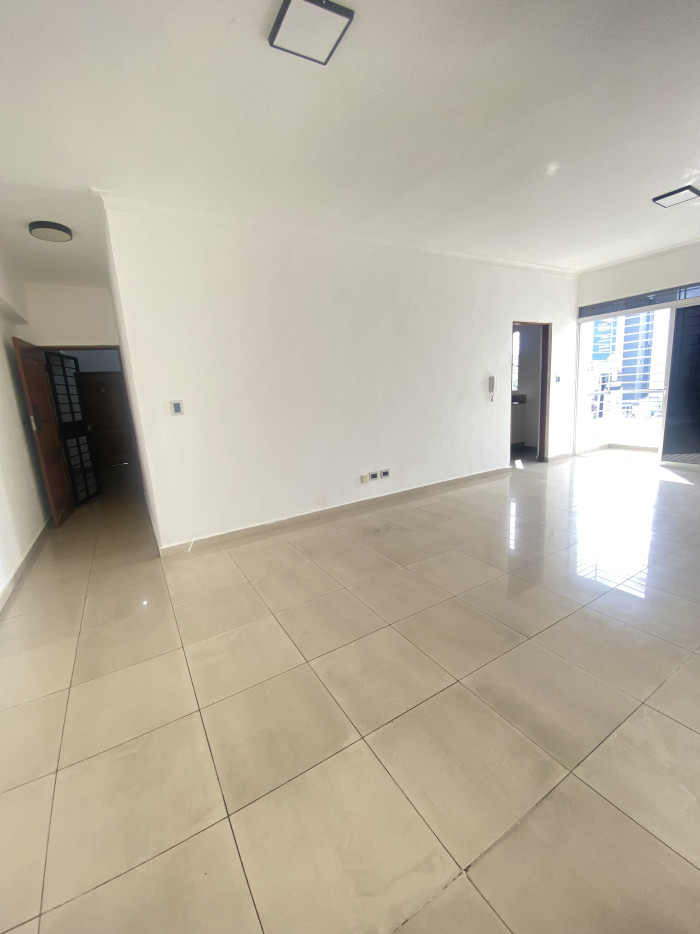 Apartamento en Evaristo Morales, foto 2