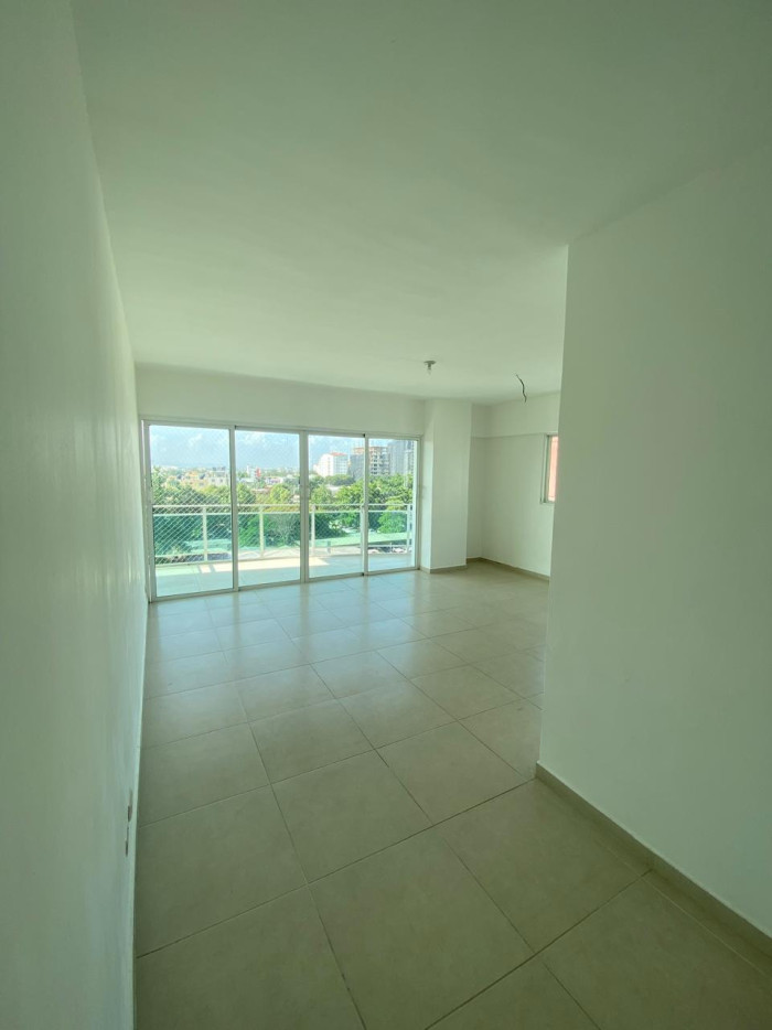 Apartamento en renta de 3 hab en Evaristo Morales - 3