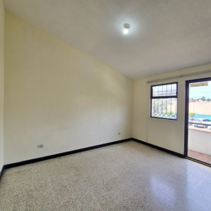 Casa en Venta Zona 12 Colonia Residencial El Bosque - Miniatura 24