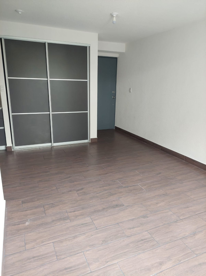Apartamento Económico en Venta en Zona 10 Mixco — foto 2