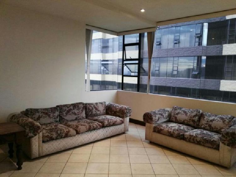 Apartamento en Renta en Edificio Milenia, Zona 10