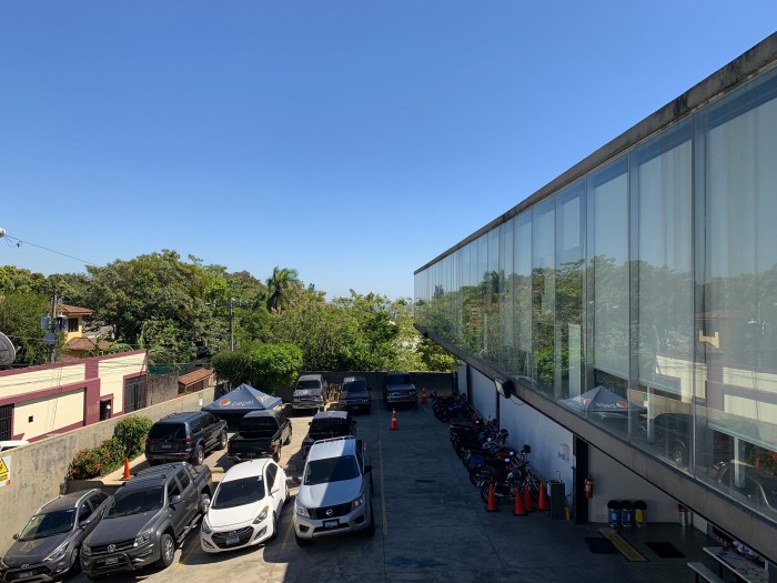 Escalón, edificio corporativo en alquiler, 1,640 mts2. - 4