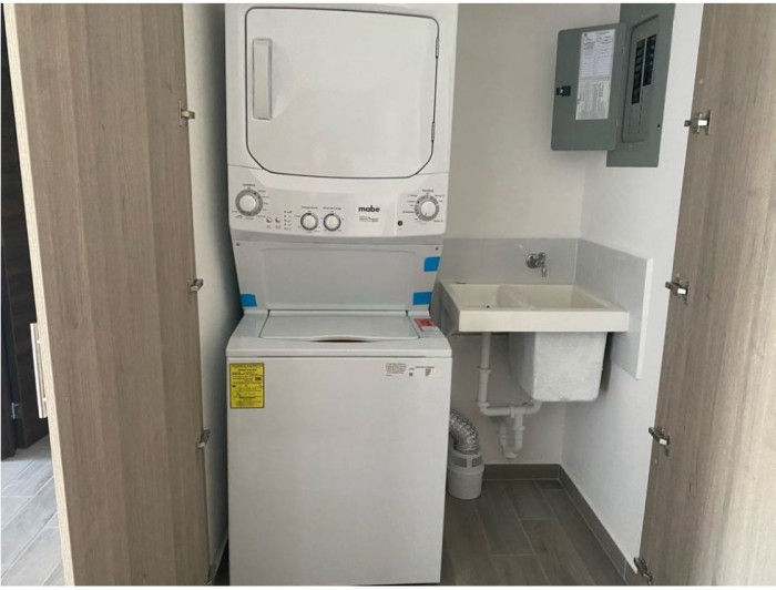 APARTAMENTO ZONA 10 - Miniatura 3
