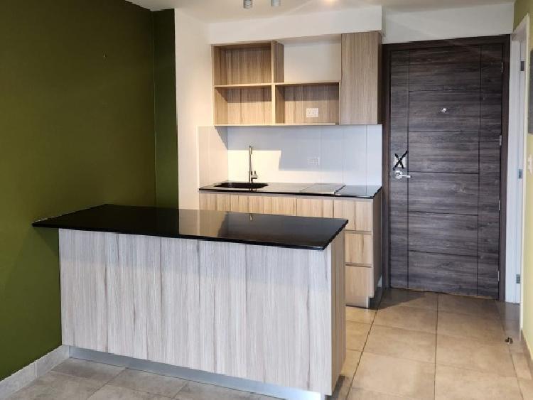 APARTAMENTO EN RENTA EN ZONA 2 — foto 4
