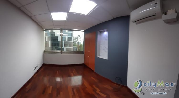 Oficina en renta en Edificio de zona 10 Guatemala - Image 1