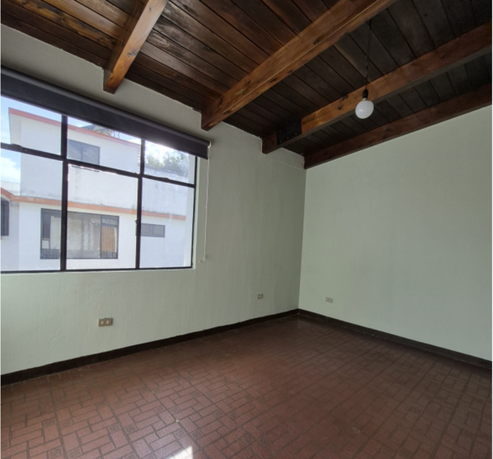 Casa para oficinas en alquiler en zona 15 Guatemala — foto 11