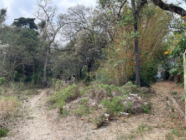 Terreno con potencial para Hotel o Desarrollo - 2