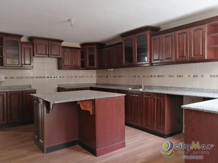 Casa en ¡Venta! en las Cumbres Zona 16 - Miniatura 3