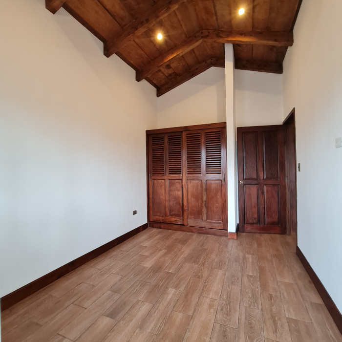 Exclusiva Casa en Venta en La Antigua Guatemala - Miniatura 23
