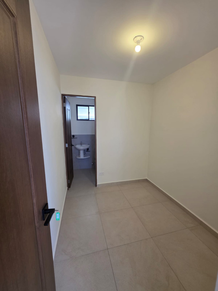 Casa a estrenar en alquiler en Residencial Antibes II - 19