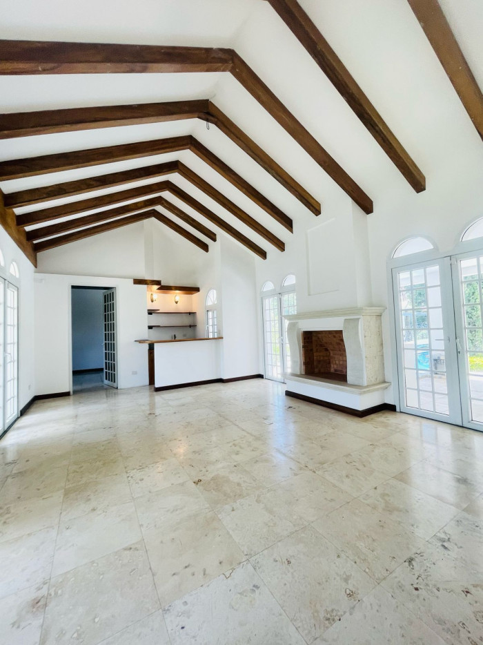 RESIDENCIA EN #VENTA EN ZONA EXCLUSIVA - 7