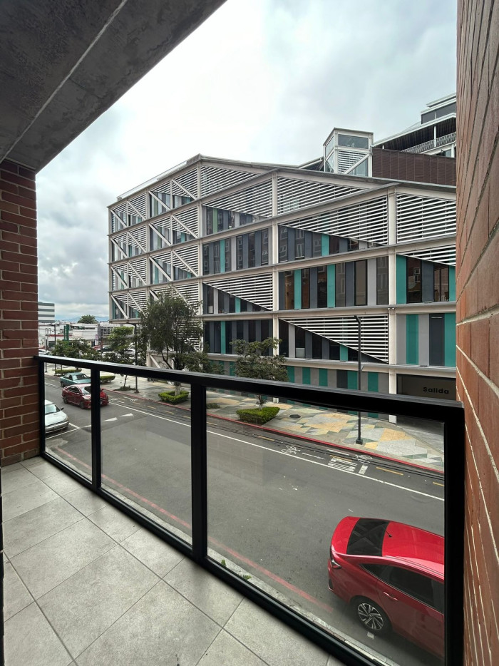 Apartamento en venta en zona 4 MODRA rentado — foto 6