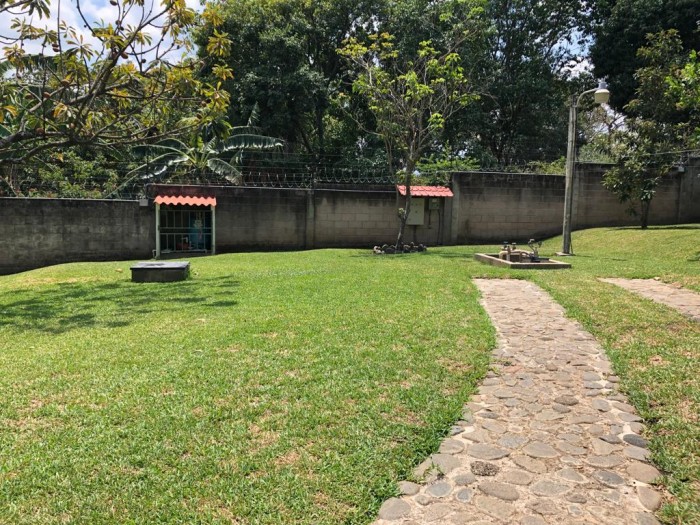 Hermosa Quinta en venta en Santa Ana - 4