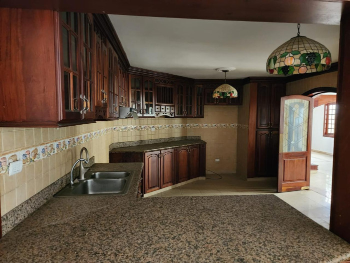 Casa en Venta en el Sector El Millón, Santo Domingo., - 1
