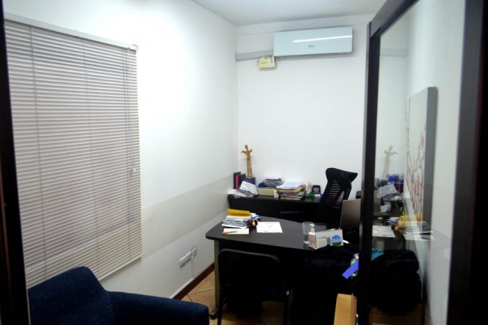 Venta de Ofibodega dentro de Empresarial  zona 4 Mixco - Miniatura 14