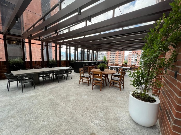 Apartamento amueblado NUEVO para estrenar en zona 10 - Miniatura 10