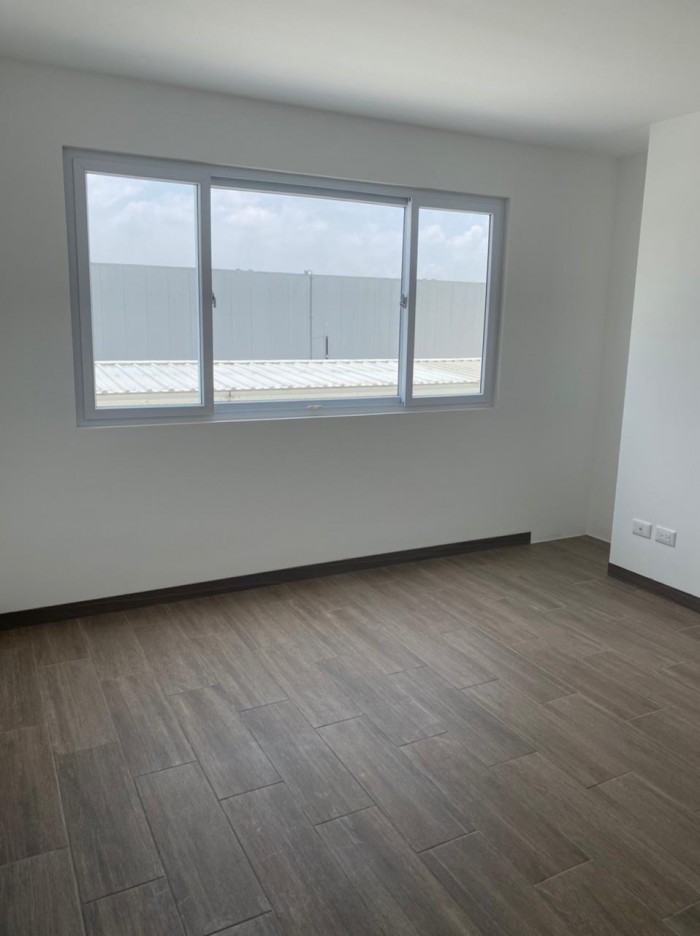Apartamento en venta inversionista en Vistares zona 12 - Image 2