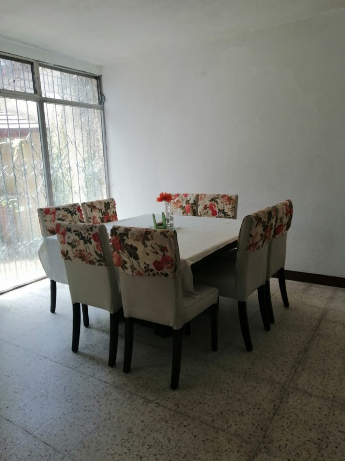 Casa en VENTA, sobre la Mateo Flores - Miniatura 9