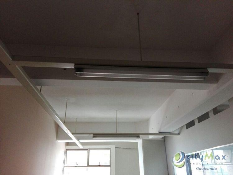 Oficina en venta en zona 4 de Mixco Edificio Crece - Image 1