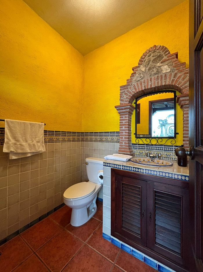 Casa grande en venta en Antigua Guatemala amueblada — foto 6