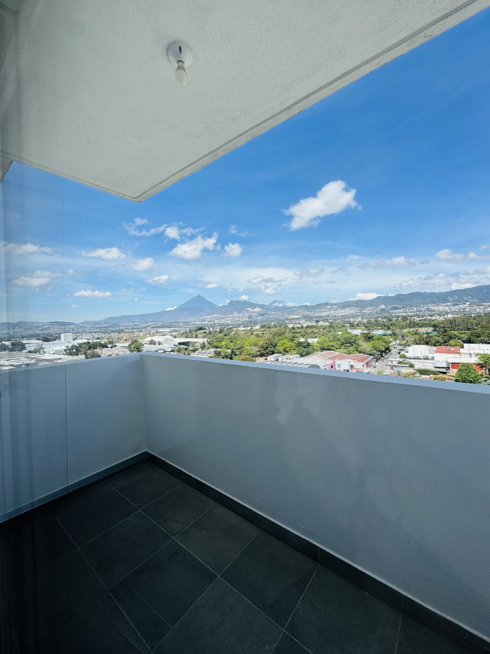 Apartamento de 3 habitaciones en renta Zona 12 - Miniatura 5