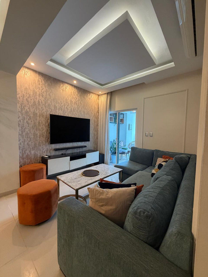 Apartamento en Renta Amueblado en Evaristo Morales Santo Domingo - 1