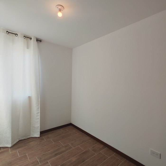 Apartamento en Venta o Renta en Zona 4 Mixco Guatemala - Miniatura 11