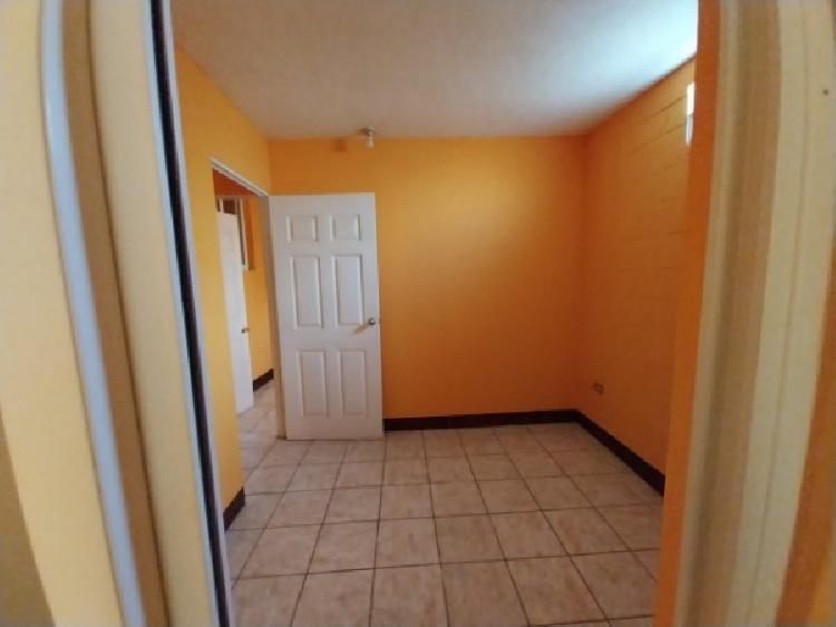 CASA EN VENTA EN ZONA 18/MUNDO INMOBILIARIO - 2
