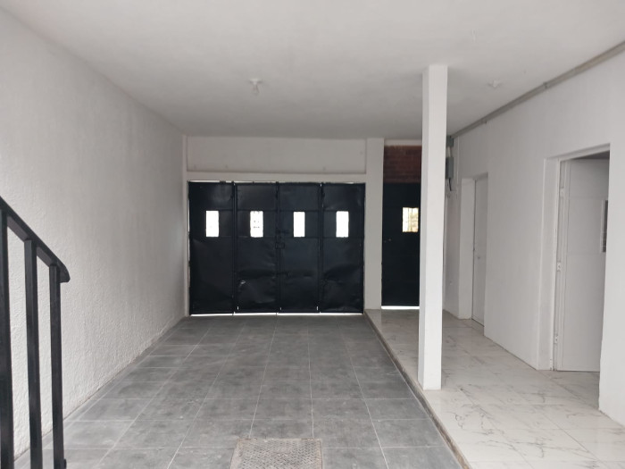 CASA REMODELADA EN VENTA EN ZONA 1 - Miniatura 14