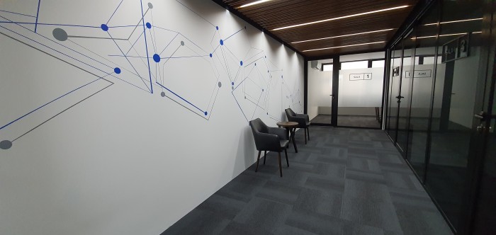 Oficina Nueva en Alquiler en Zona 9 - Miniatura 4