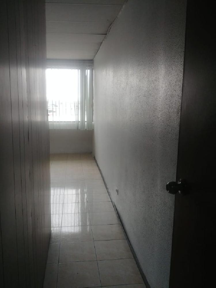 OFICINA EN ALQUILER CENTRO COMERCIAL DE LA ZONA 4 — foto 13