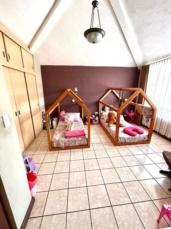 Casa grande en venta en Carretera a San José Pinula — foto 9