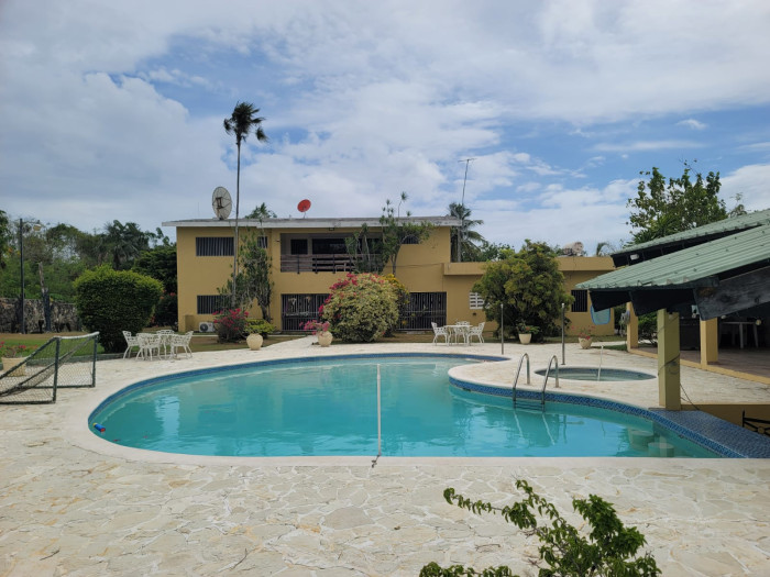 Casa Vacacional en Venta con Piscina en Guayacanes - 3