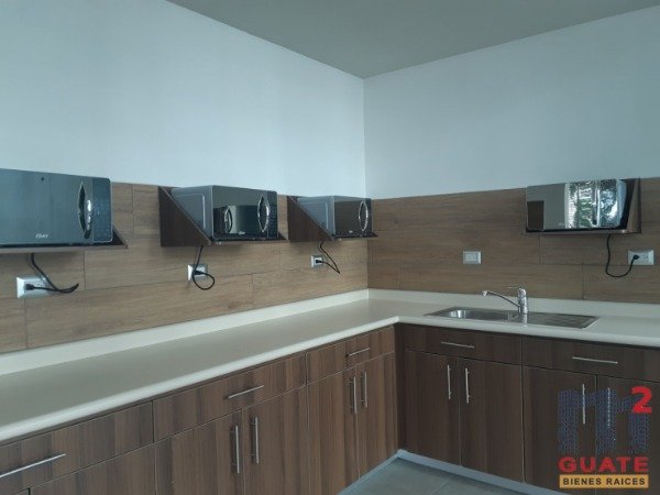 Oficina de 75.92 m2 de construcción en Renta, Zona 15 — foto 6