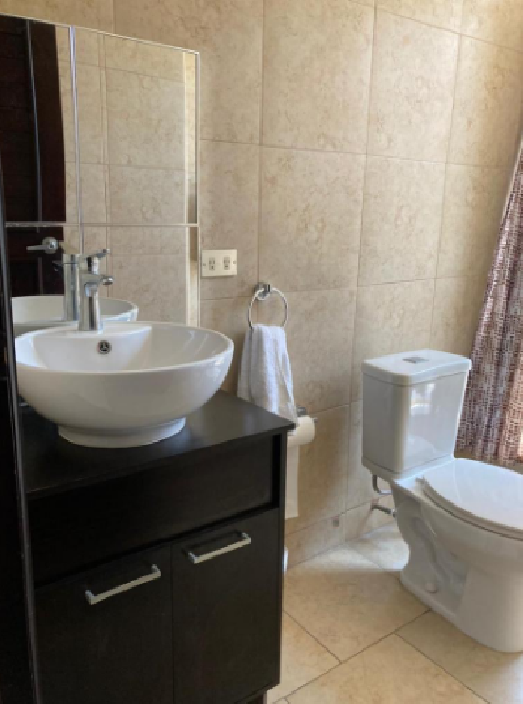 Rento hermoso apartamento en zona 15 — foto 7