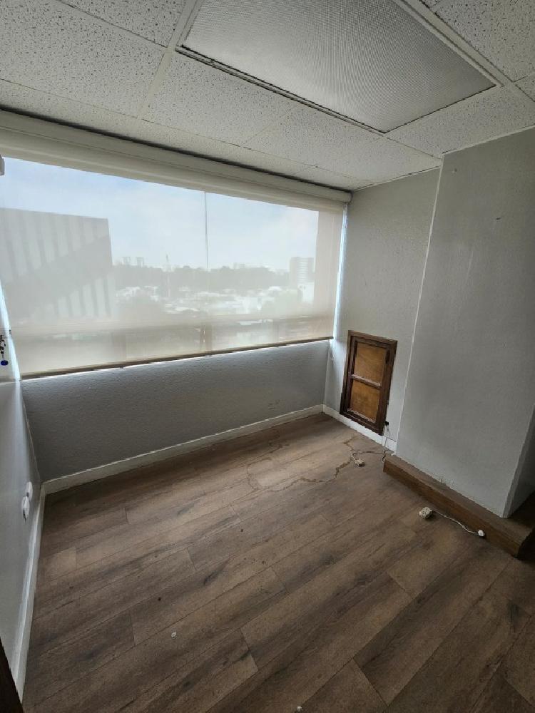 Clinica u Oficina en Renta zona 10 / Clínicas Médicas — foto 7