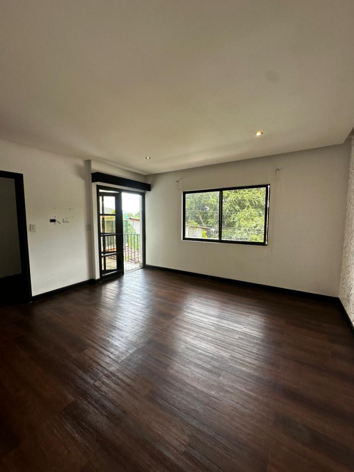 Hermosa Casa en Venta en Pozos de Santa Ana - 11