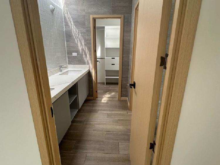 CASA EN VENTA EN ZONA 16 — foto 11