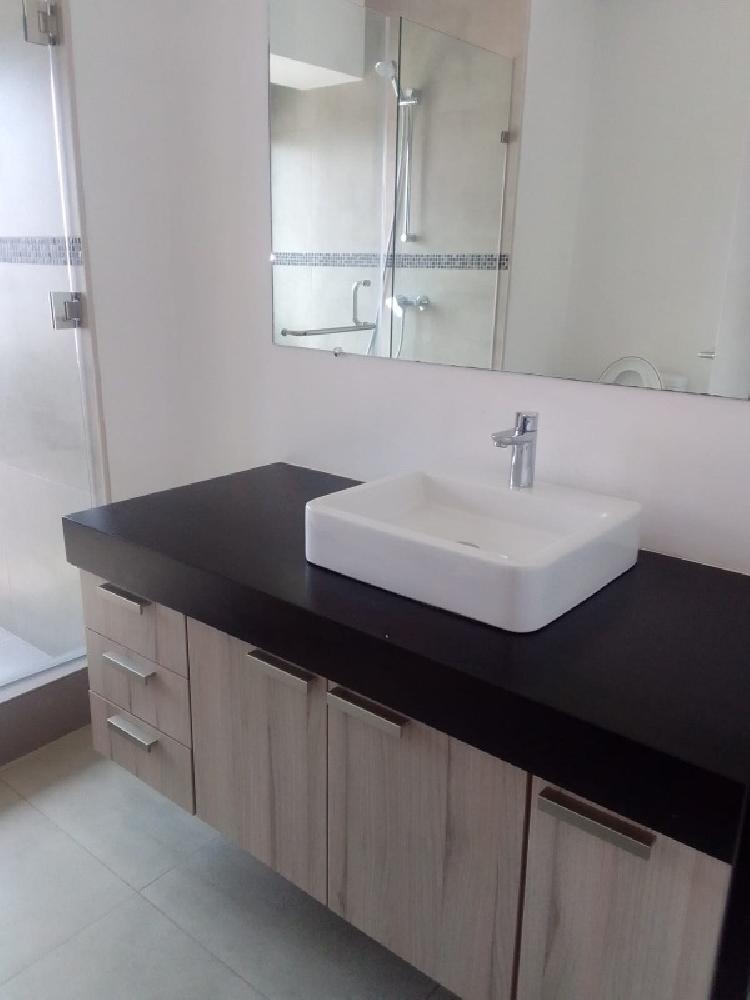 APARTAMENTO EN RENTA VIU CAYALA — foto 9